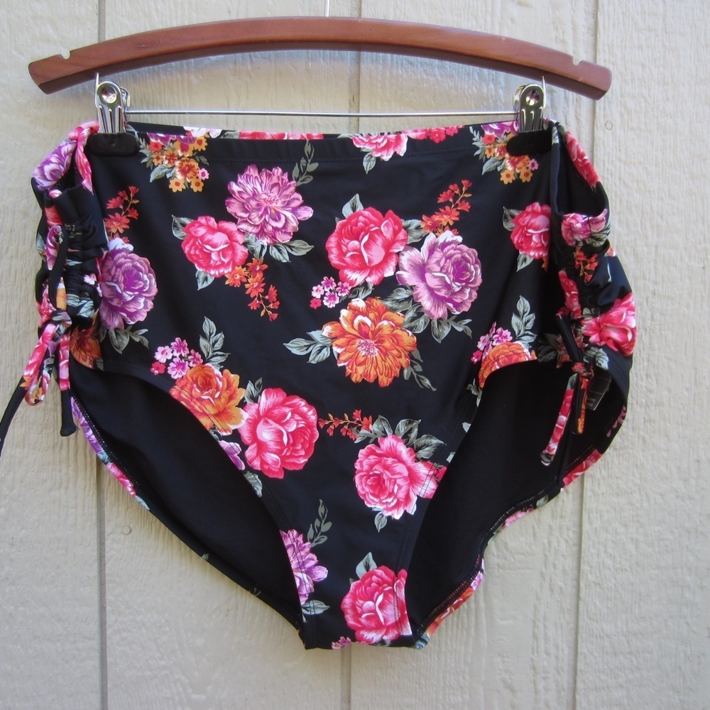 Terra and Sky Swim Bottoms Women's Plus Size 4X 28W 30W Floral Mid Rise Swimwear